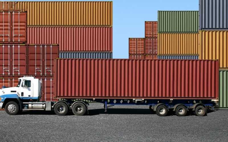 Xử Lý Thế Nào Khi Container Bị Móp, Biến Dạng?