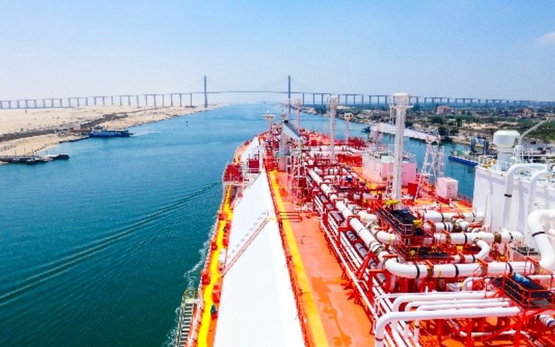 Khủng Hoảng Eo Biển Hormuz – Biển Đỏ Tàu Container Đổi Tuyến
